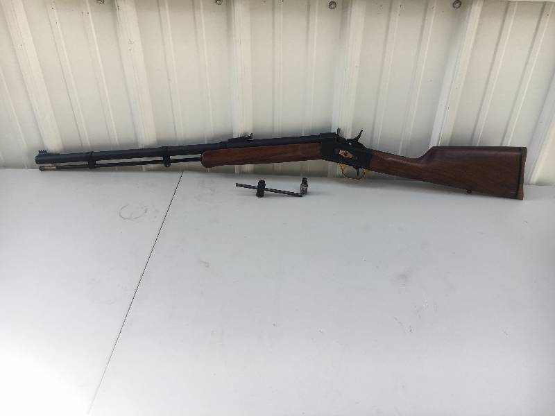 lot 3 image: Pedersoli .50 Muzzleloader wCase