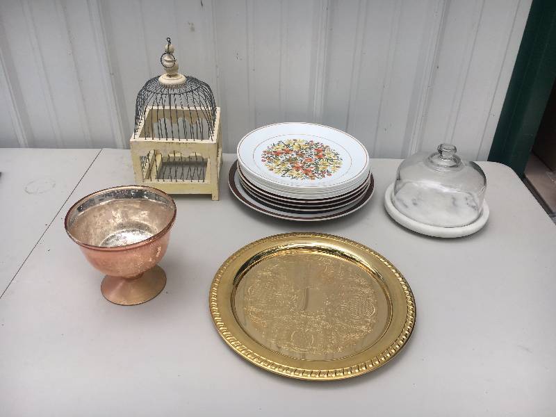 lot 62 image: Vintage Lot