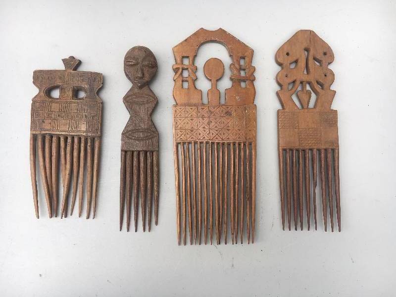 lot 65 image: Vintage African Wooden Combs