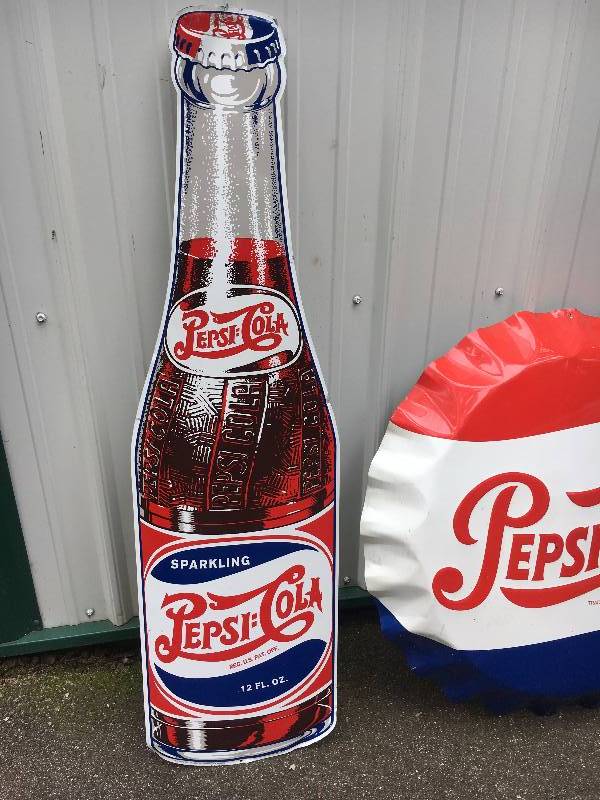 lot 80 image: Vintage Pepsi Memrobilla
