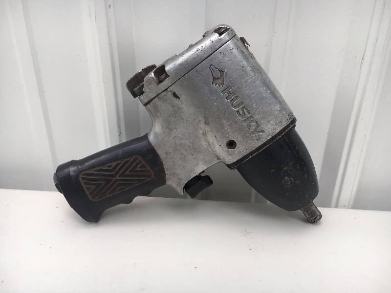 lot 85 image: Husky Impact Wrench