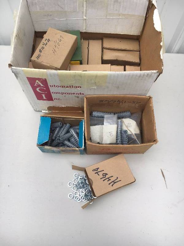 lot 89 image: Lot of Misc Washers, Hardware, etc