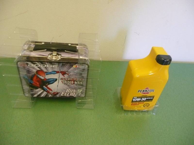 lot 43 image: PENNZOIL & SPIDERMAN NASCAR PIECES - SEE PICTURES