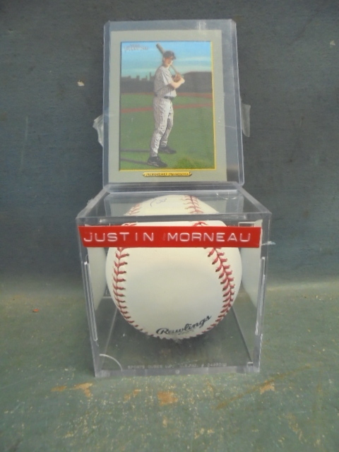 lot 8 image: Justin Morneau Signed Baseball with Card