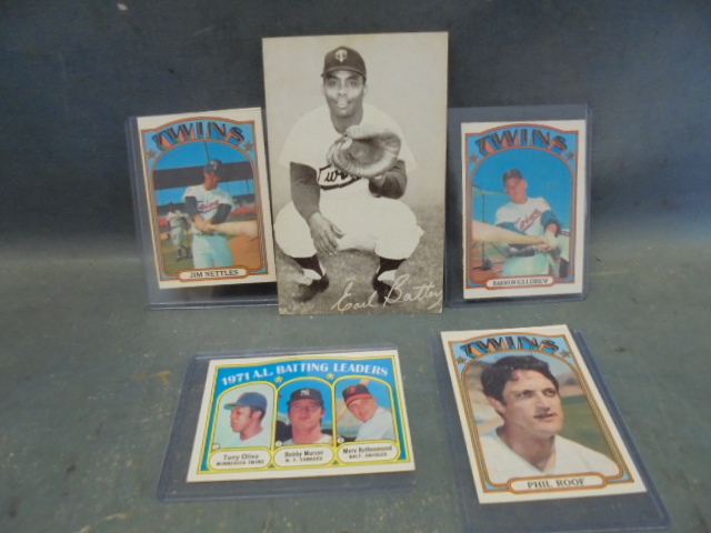 lot 16 image: Vintage Twins Cards with Harmon Killebrew and Earl Battey
