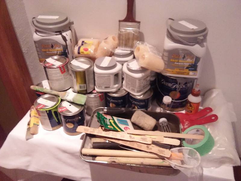 lot 75 image: Partial Quarts and Gallons of misc. paint and supplies