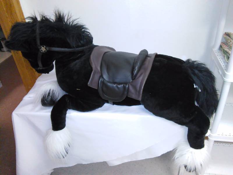 lot 32 image: Adorable overstuffed pony