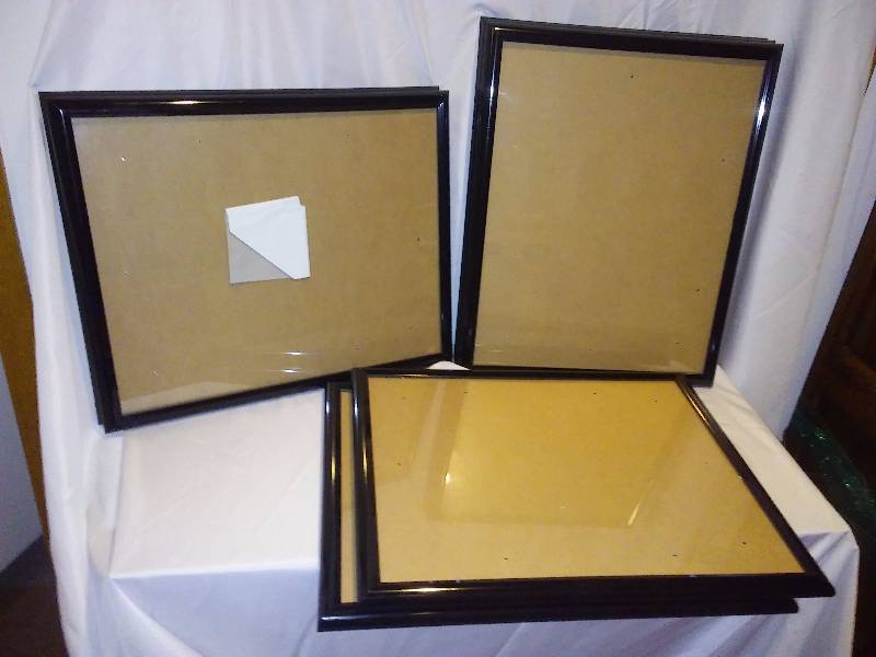 lot 79 image: 19 in. x 15 in. Picture Frames, New, Plastic Frame, Glass Front (7)