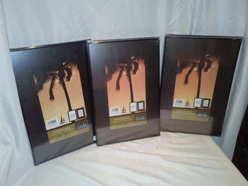 lot 80 image: 12 in. x 18 in. Poster  Picture Frames, New or Near New, (9)