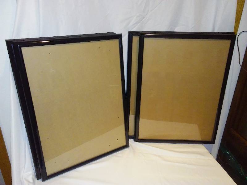 lot 81 image: 17 in. x 23 in. Poster  Picture Frames, New or Near New, (7) Clear Plastic