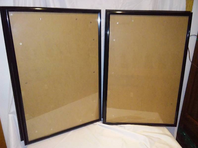 lot 83 image: 19 in. x 29 in. Poster  Picture Frames, New or Near New, (9) Clear Glass