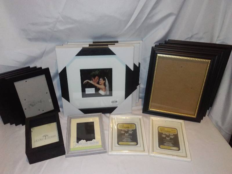 lot 100 image: Picture Frame Variety (16)