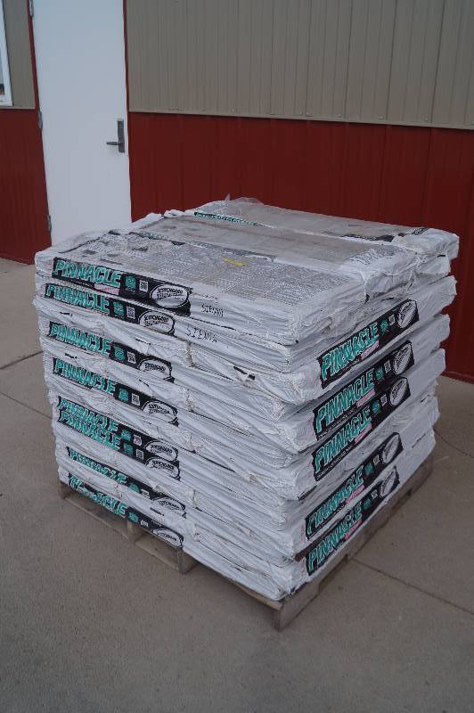lot 3 image: Pallet of Shingles