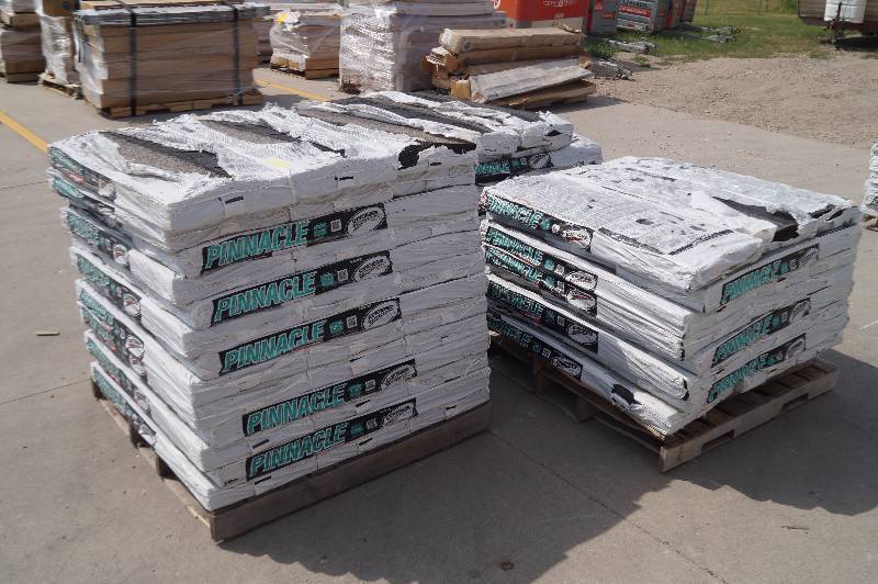 lot 9 image: Pallet of Shingles