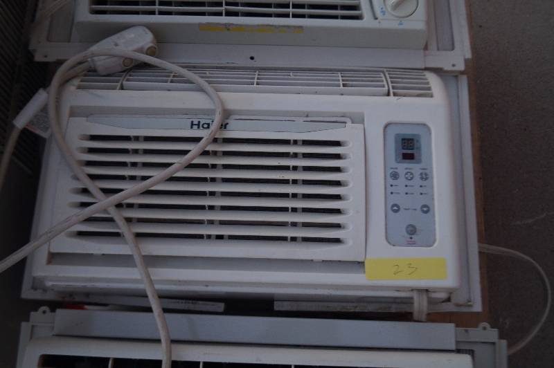 lot 23 image: Air Conditioner