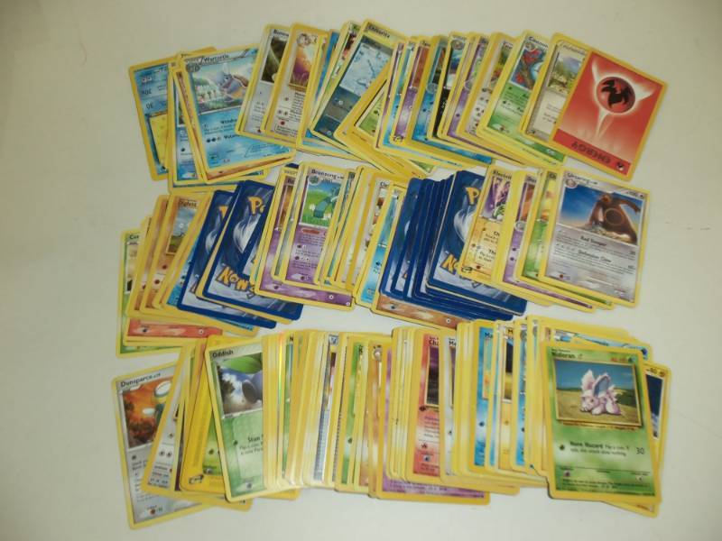 lot 31 image: 200  Pokemon Cards