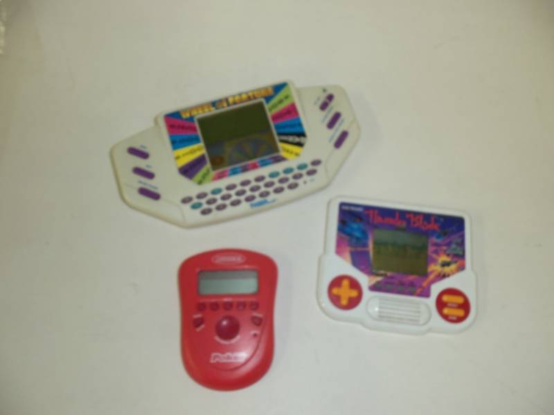 lot 38 image: 3 Hand Held Games all tested and working