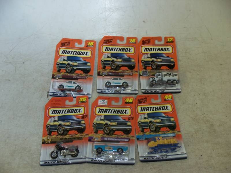 lot 45 image: 6 Matchbox Cars