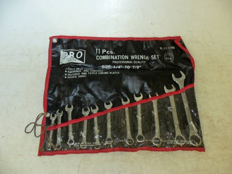 lot 48 image: 11 Piece Wrench Set