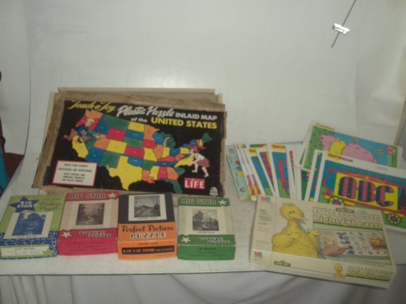 lot 65 image: Vintage Puzzles and games