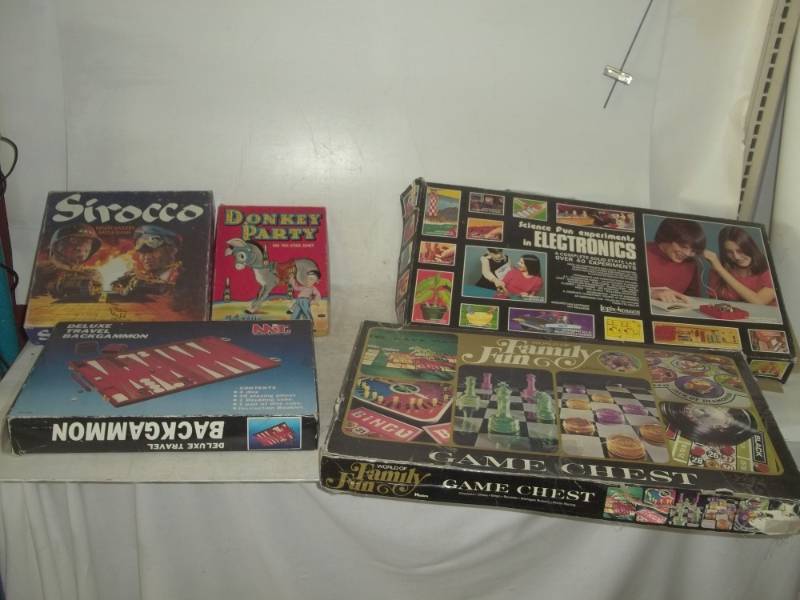 lot 67 image: Vintage Games