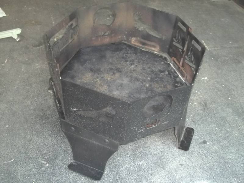 lot 80 image: Steel Fire Pit Ring