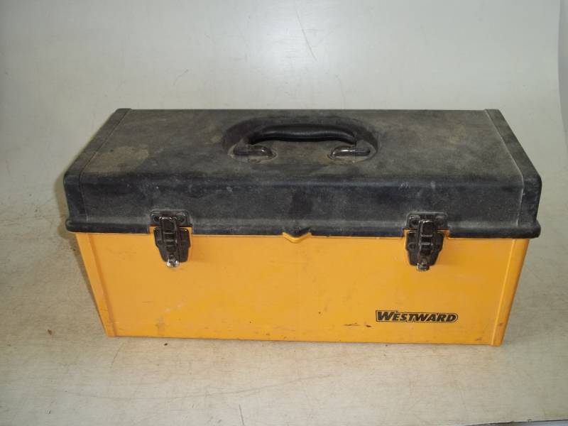 lot 87 image: Tool Box