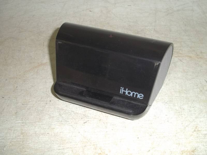 lot 112 image: Wireless Speaker