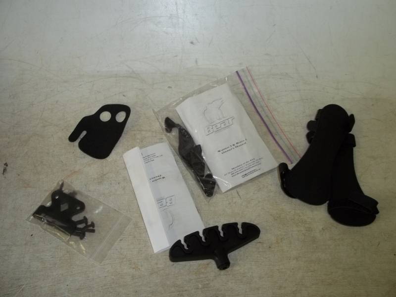 lot 126 image: Archery Items