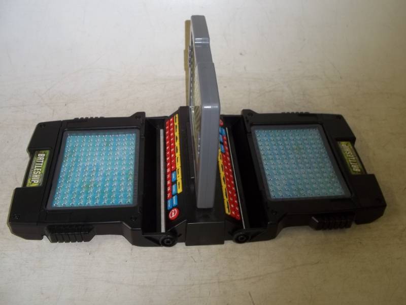 lot 127 image: Electronic Battleship