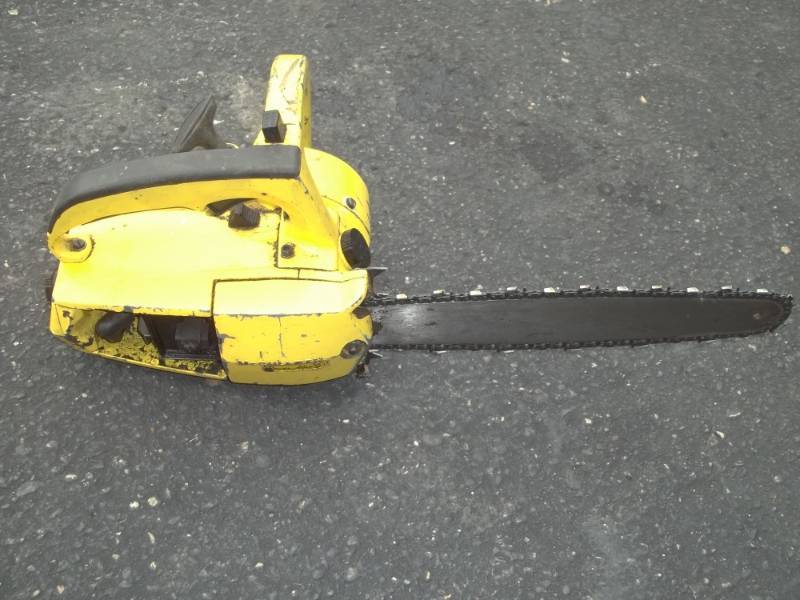 lot 136 image: Chain Saw