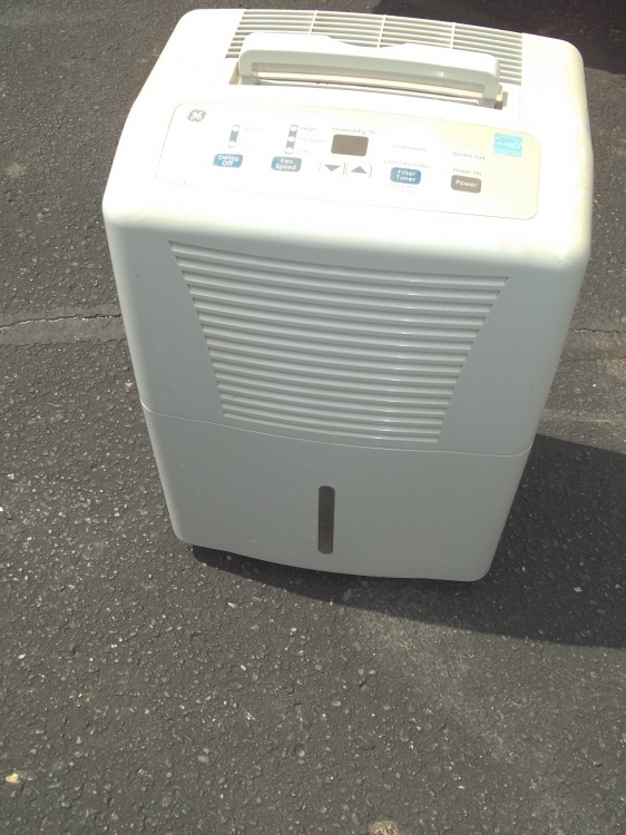 lot 145 image: GE Dehumidifier