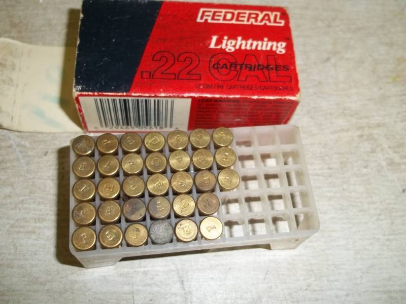 lot 180 image: Box of 33  22 Shells