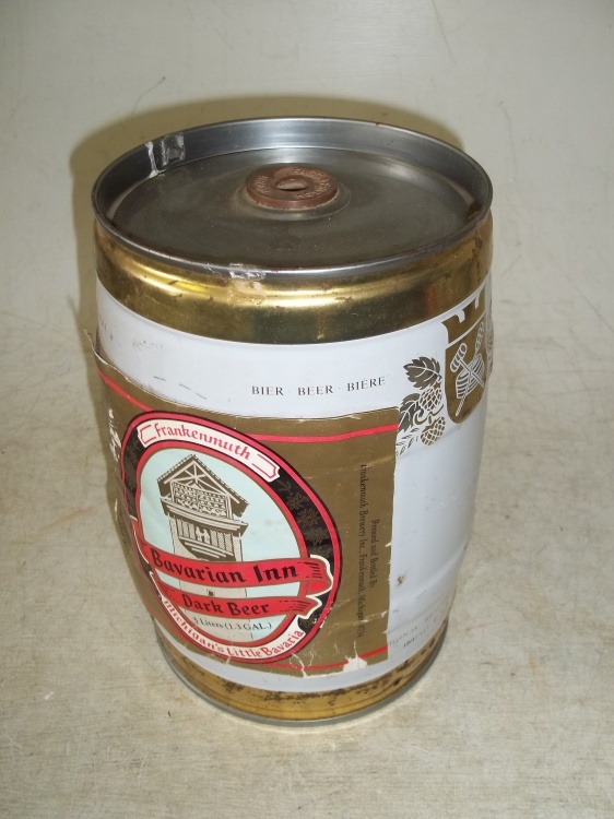lot 187 image: Vintage Mini Beer Keg