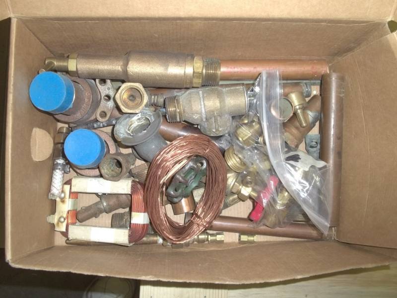 lot 231 image: Copper Fittings