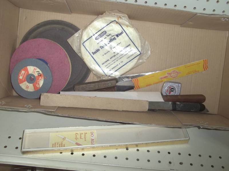 lot 266 image: Pipettes, Knives and Cigar Boxes