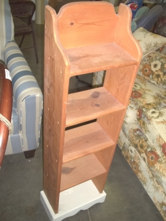 lot 282 image: Shelf 13 x 48 x 8