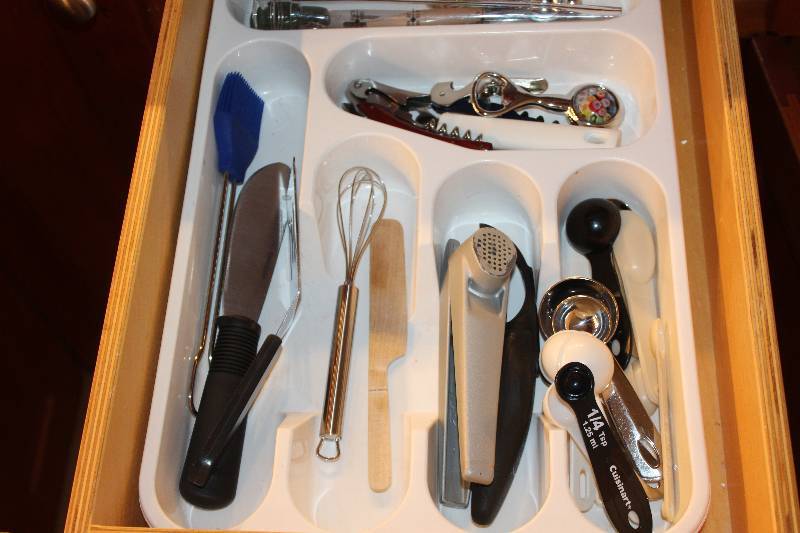 lot 58 image: Kitchen Utensils