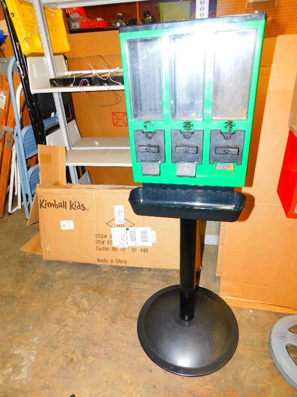 CANDY VENDING MACHINES