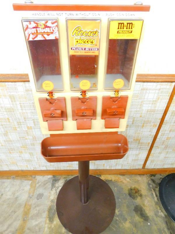 CANDY VENDING MACHINES