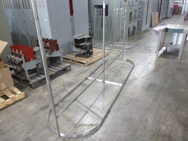 lot 22 image: Hanging Stainless Steel Pot and Pan Rack