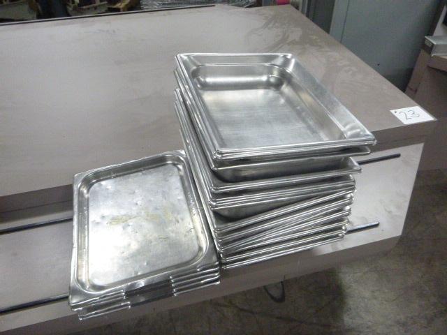 lot 30 image: Half Size Steam Table Pans