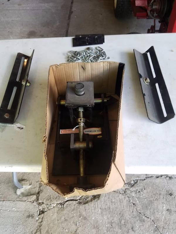 lot 52 image: Transmission Jack