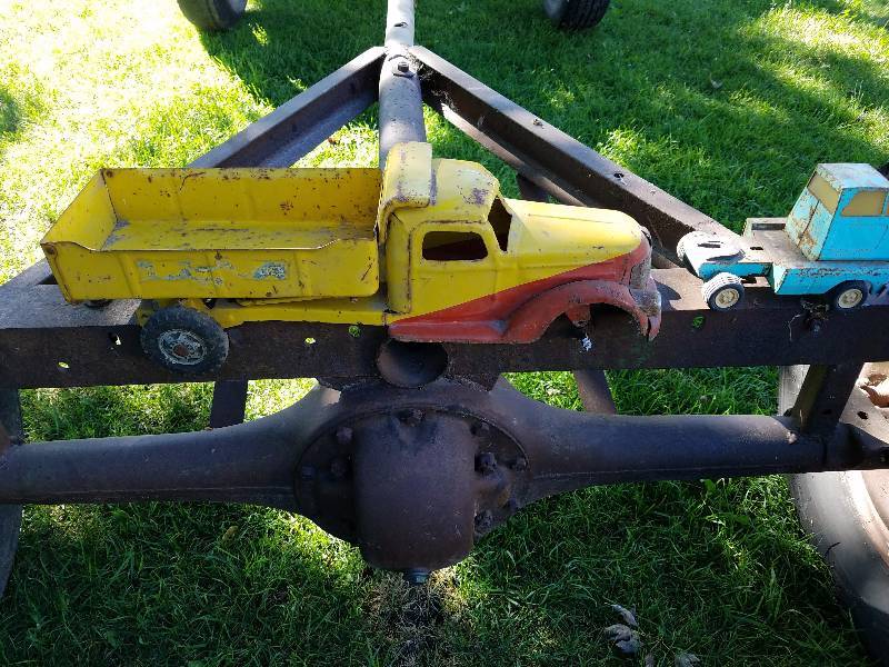 lot 169 image: Vintage Truck Body