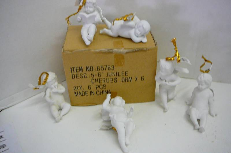 Lot of Christmas OrnamentsDcor