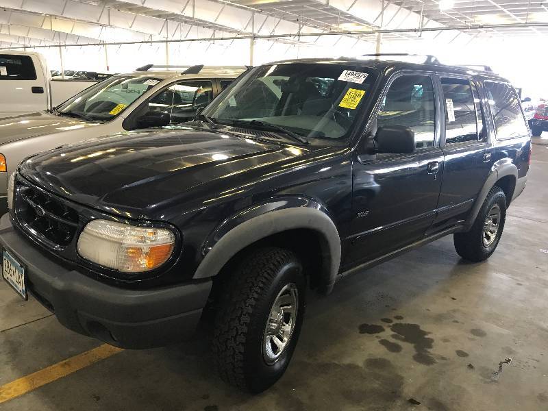 1999 Ford Explorer Xls 4x4 Car Truck Suv Auction 115 K Bid