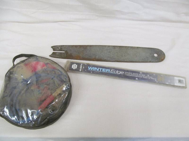 lot 6 image: Mc Culloch chain saw bar, wiper blade, travel booster