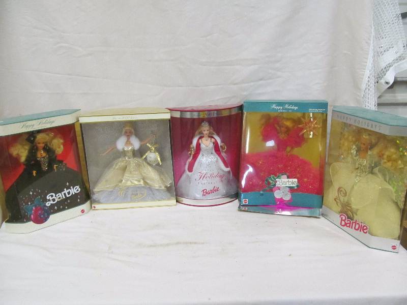 lot 10 image: Holiday Barbies