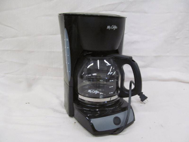 lot 24 image: Mr. Coffee maker