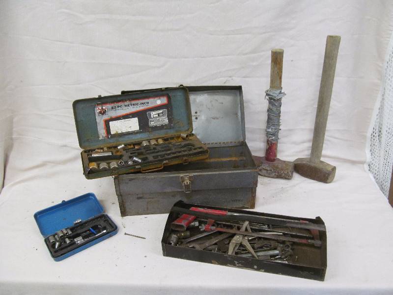 lot 88 image: tool box